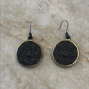 Vintage Lucky Brand Gold and Black Dangle Earrings